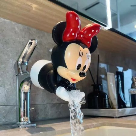 جلدة ديزني //حنفية ماء ميكي ماووس